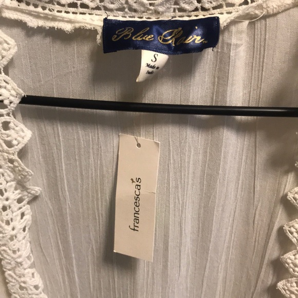 Francesca’s Cream Crochet Kimono - Picture 3 of 3